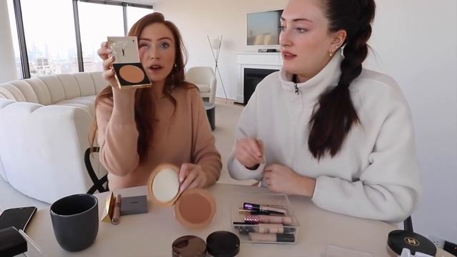 HUGE MAKEUP CLEAR OUT 2022 | Decluttering Tips + Makeup Organization смотреть онлайн