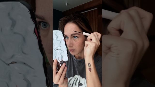 Пробовали его? #бьюти #брови #eyebrows #укладкаволос #косметика #уходзакожей смотреть онлайн