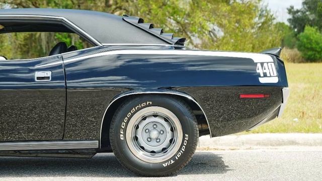 Cuda' or Barracuda? What is the difference? | UR CLASSIC CAR смотреть онлайн