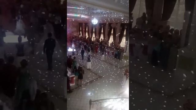Сопровождения молодоженов смотреть онлайн