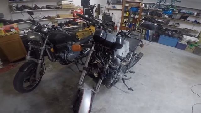 Preview for 1985 vf700 (v40) and 1984 vf1100 (v65) Honda Sabres. A tear down and rebuild смотреть онлайн