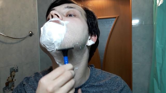 Бюджетное бритье. Крем "Мыльный", Lord, лезвия Спутник, помазок Gillette, крем после бритья Svoboda смотреть онлайн