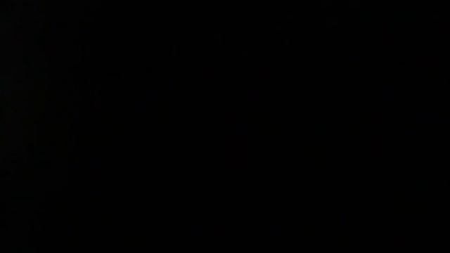 Достаём телефон сестры 😄 смотреть онлайн