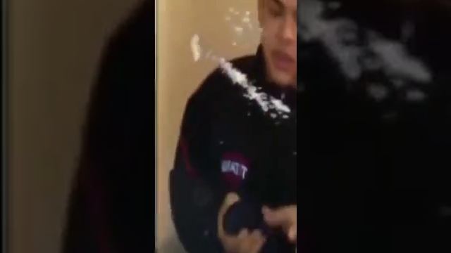 #37удивительное удаление черных точек смотреть онлайн