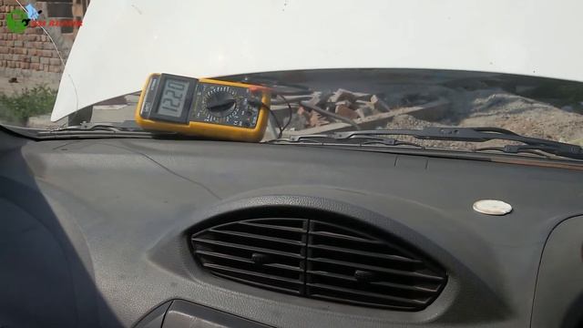 How to check a car battery with a multimeter | Bad battery vs Good battery comparison смотреть онлайн