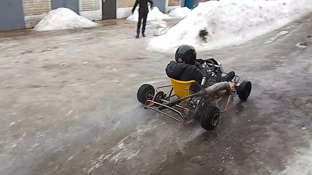 Картинг смотреть онлайн