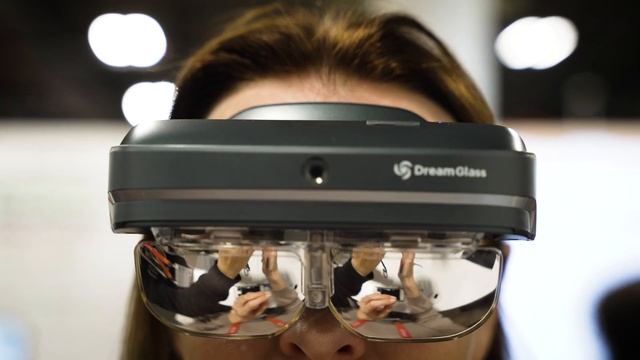Experience Dream Glass Flow, 4K, & Lead at CES 2023! | WOWed by Our AR Glasses [Future Tech] смотреть онлайн