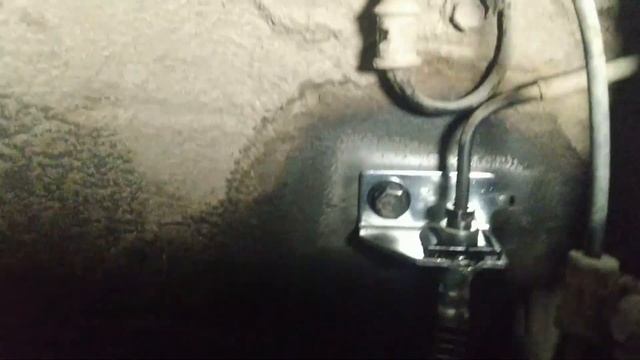 Замена переднего шланга тормозов Хундай Солярис Киа Рио смотреть онлайн