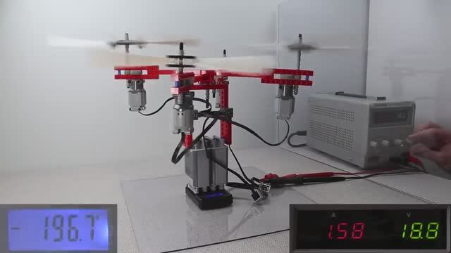 Создание дрона с моторами и пропеллерами Lego | Making a Drone with Lego Motors and Propellers смотреть онлайн