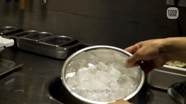 Ceviche van wilde zeebaars en octopus van restaurant Nazka смотреть онлайн