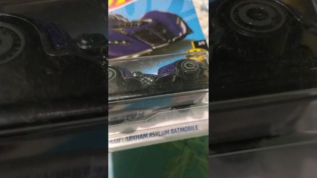 Hot Wheels Batman Arkham Asylum Batimobile смотреть онлайн