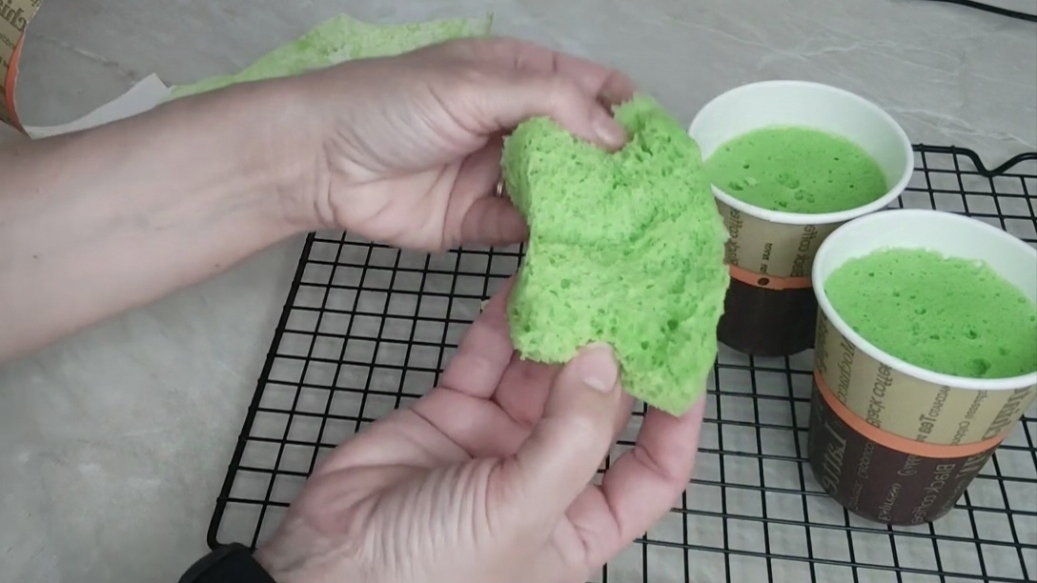 Бисквитный мох для украшения десертов 😋