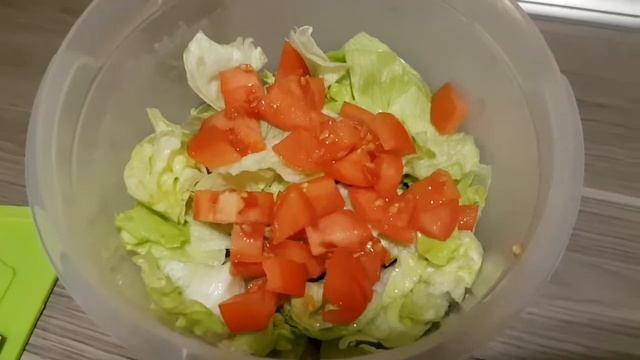 Hähnchenbrustfilet mit Blauschimmelkäse / куриная грудка с сыром с голубой плесенью смотреть онлайн