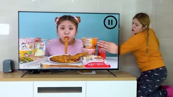 LIVE Mukbang Fire Spicy Noodle convenience store food by HIU 하이유