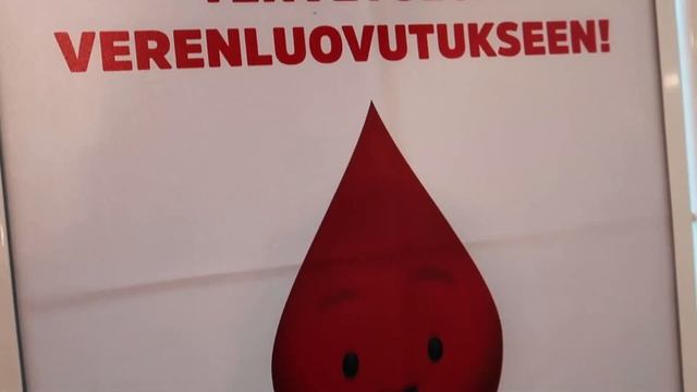 Verta vuotava vegaani - verenluovutus vlog // Artistin arki смотреть онлайн