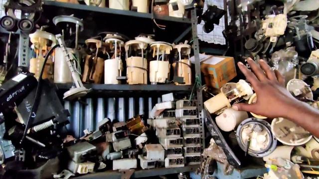 Mayapuri car market | delhi car spares market | car spare part | mayapuri car parts смотреть онлайн