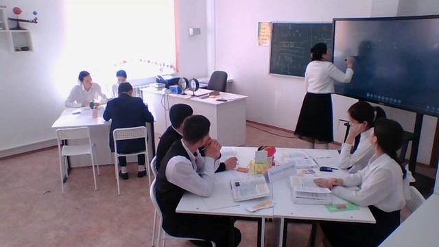 Электр өрісіндегі өткізгіштер мен диэлектриктер смотреть онлайн