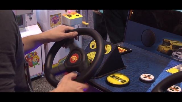 Mini Motor Racing Arcade - Benchmark Games - IAAPA 2014 смотреть онлайн