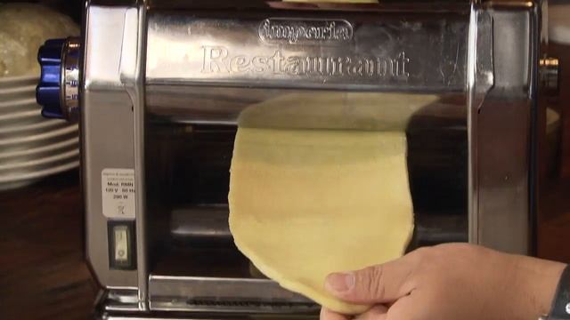 Chef T, Rione XIII | KCTS 9 Cooks смотреть онлайн