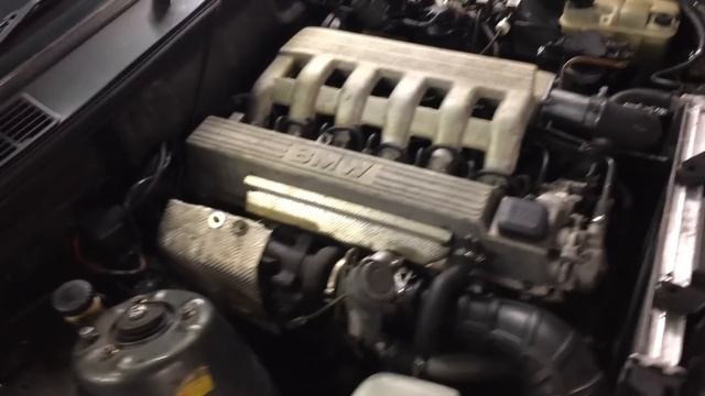 BMW E30 with 525 tds diesel engine смотреть онлайн