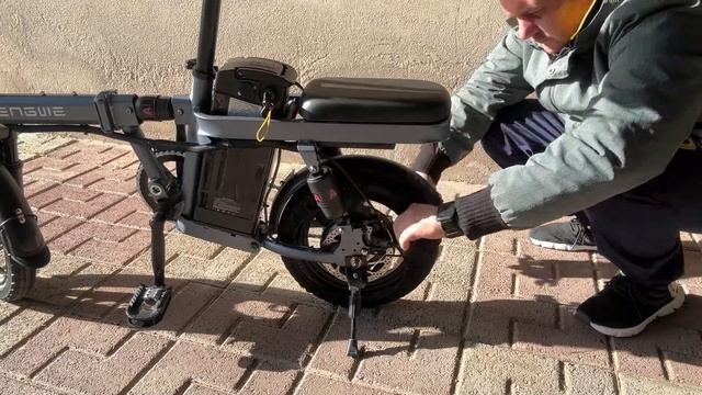 ENGWE T14 - The Best 14 Inch COMPACT Folding Electric Bike 2024! 7 Suspensions With 250W Hub Motor