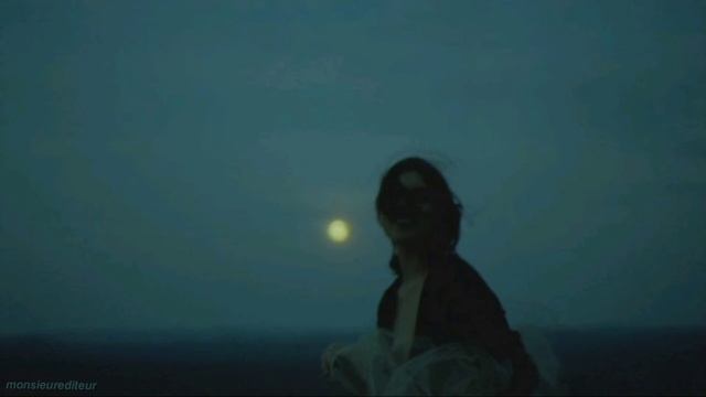 Cascadeur - Meaning | Türkçe çeviri