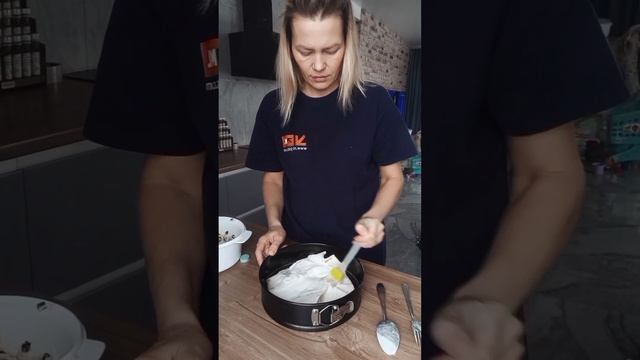 Ачма👍Сырный пирог👍🤗Мы его сразу и съели 🫣Очень вкусно и сыррррно! смотреть онлайн