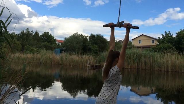 Катаемся на тарзанке 😂😝😋😛👏💪 смотреть онлайн