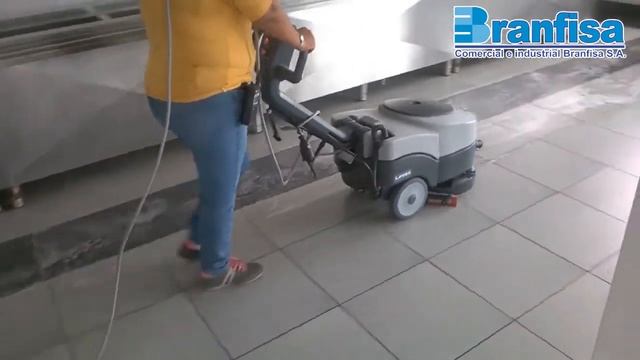 Fregadora LAVOR Quick 36E y 36B смотреть онлайн