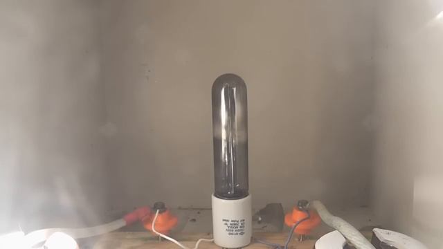 Sodium lamp pop on 10000 Volts смотреть онлайн
