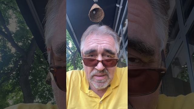 Когда женщина гладит вас по голове-не обольщайтесь… смотреть онлайн