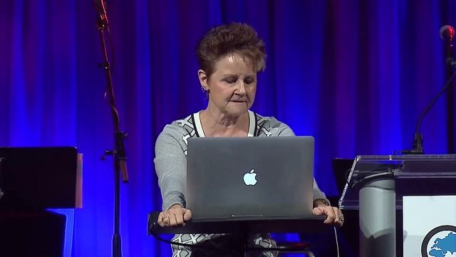 Philippians 2:5-11: The Servant of God Made Manifest смотреть онлайн