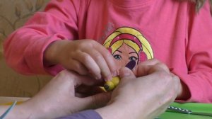 Яблочный заяц. Как сделать поделку из фруктов и пластилина своими руками.