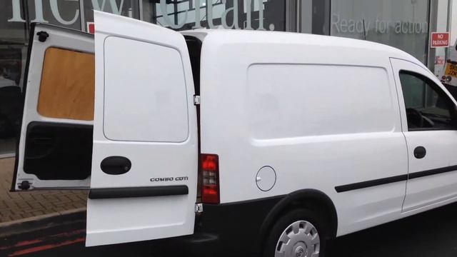 Vauxhall Combo смотреть онлайн