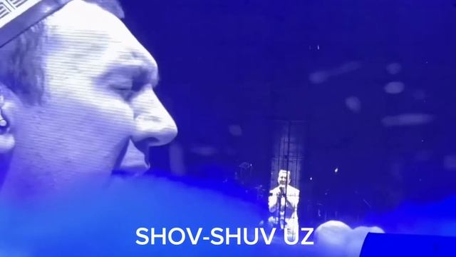 Men Onamni Sha'nini Himoya Qilyapman - Botir Qodirov Konsertida Onasi Haqida Qo'shiq Kuyladi.