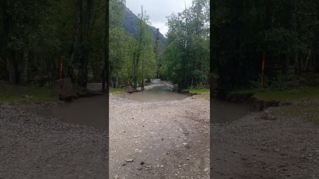 Архыз на Voge 300 Rally. день 2, дорога на "Белые водопады" смотреть онлайн