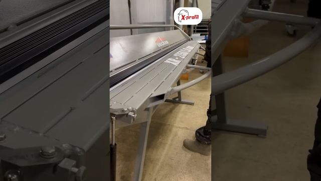 Листогибочный станок для листового металла Decker XR смотреть онлайн