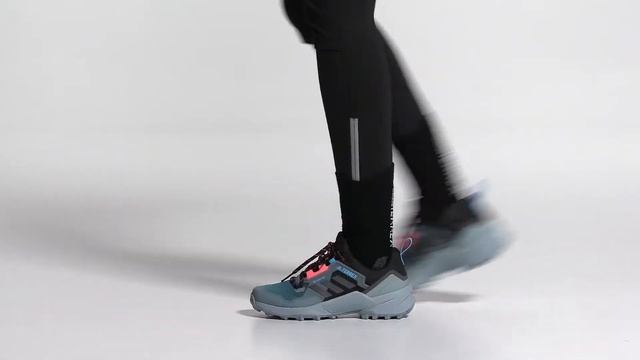 TERREX SWIFT R3 GORE-TEX HIKING SHOES смотреть онлайн