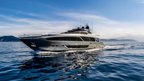 Яхта Riva 110' Dolcevita