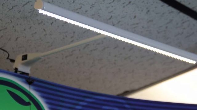 T135 Trade Show LED Light Fixture Review смотреть онлайн