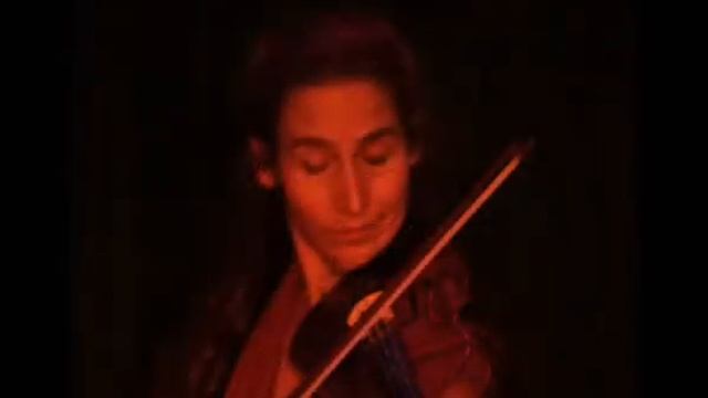 Klezmajeur. CD impressie: Fun Gasn un Rebbn смотреть онлайн