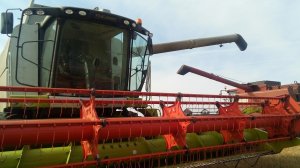 Зерноуборочный комбайн клаас тукано 450