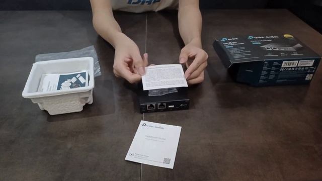 TP-Link OC200 | Omada Hardware Controller | Access Points, Switches, and Routers смотреть онлайн