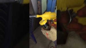 Пневмо шприц для консистентной смазки и для шприцевания ЖЕСТЬ!!!Часть 1