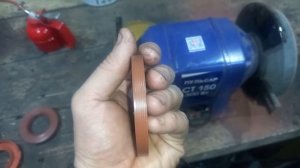 Простейший и очень дешевый способ изготовить ремонтный сальник для любого автомобиля