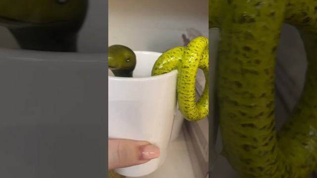 Подарок с намёком для женского коллектива. смотреть онлайн