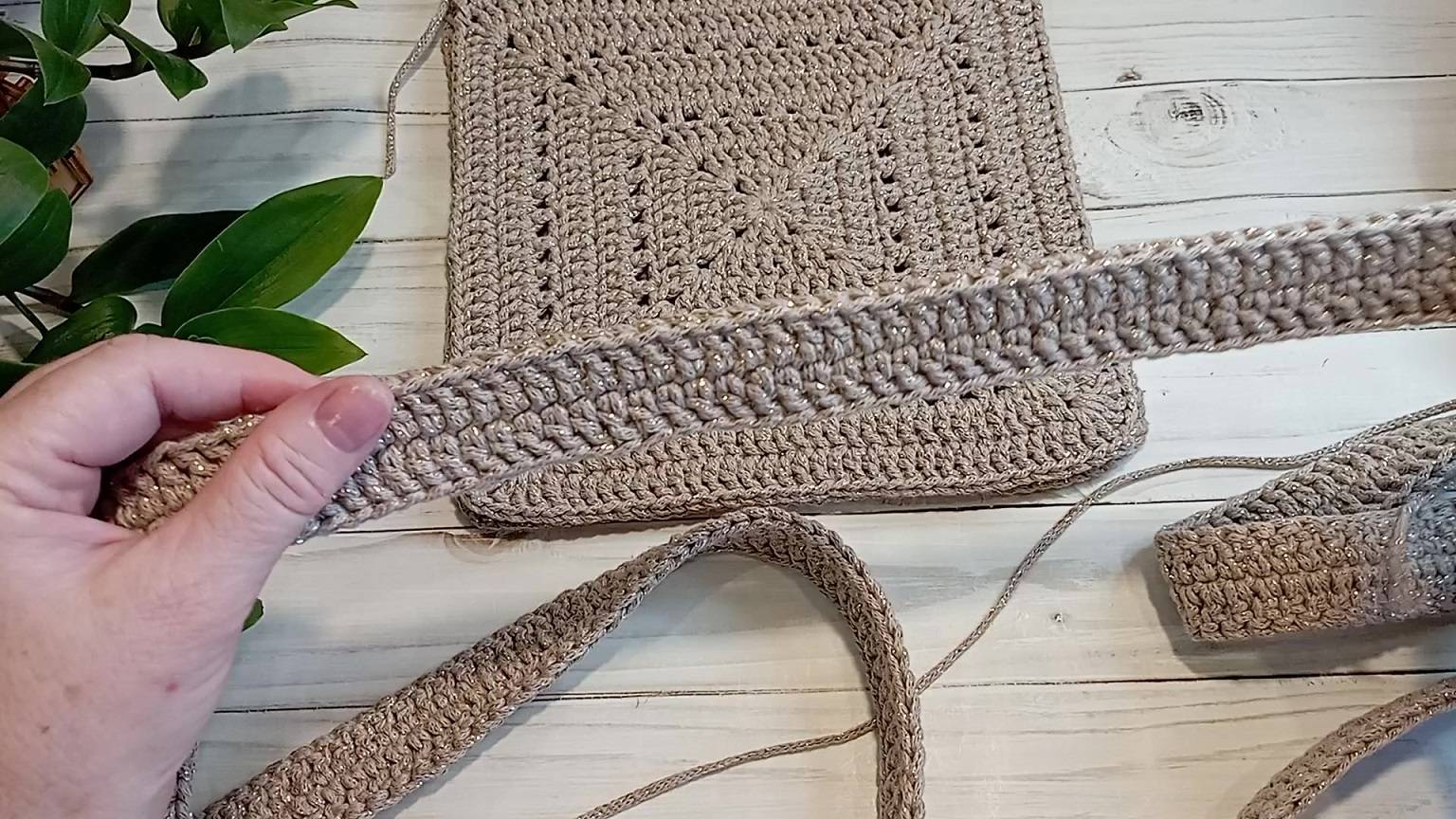 Ремень -как продолжение боковинки . Подробный мк . смотреть онлайн