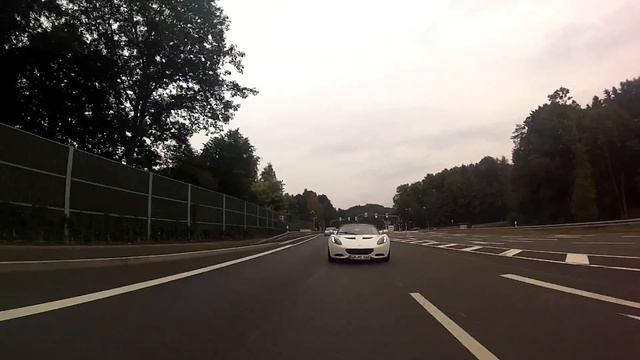 Lotus Elise MK 3 - Smart Brabus Roadster XClusive смотреть онлайн