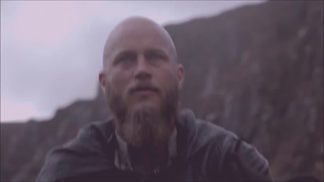 В шторме викинг и меч смотреть онлайн