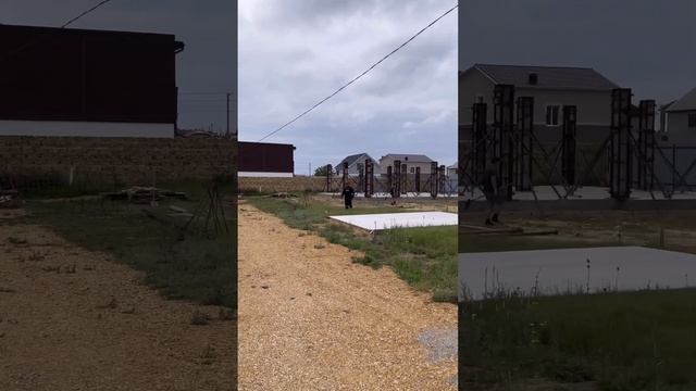 Стройка #shots #пляж #строим #строюсам #строюдом #житьуморя #construction #строим_крым #черноеморе смотреть онлайн